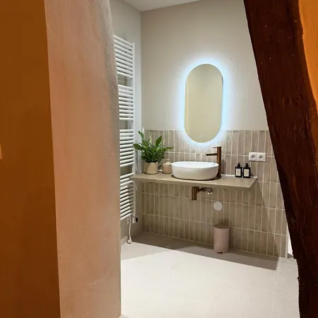 فندق مبيت وإفطار 1691 3*